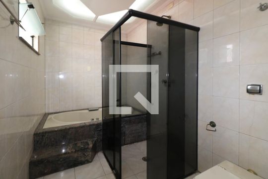 Banheiro da Suíte de casa à venda com 3 quartos, 158m² em Osvaldo Cruz, São Caetano do Sul