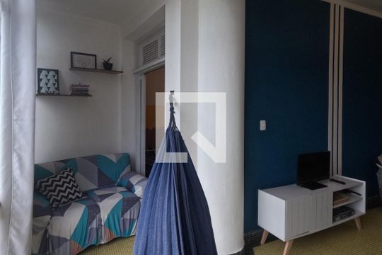 Sala de apartamento para alugar com 1 quarto, 91m² em Boqueirão, Santos