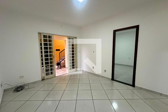 Casa para alugar com 3 quartos, 150m² em Pindorama, Belo Horizonte