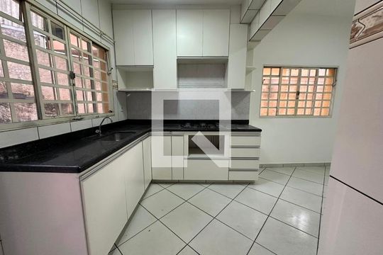 Casa para alugar com 3 quartos, 150m² em Pindorama, Belo Horizonte