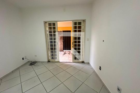 Casa para alugar com 3 quartos, 150m² em Pindorama, Belo Horizonte