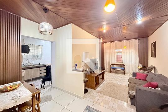 Sala de casa à venda com 2 quartos, 221m² em Santo Amaro, São Paulo