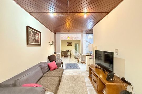 Sala de casa à venda com 2 quartos, 221m² em Santo Amaro, São Paulo