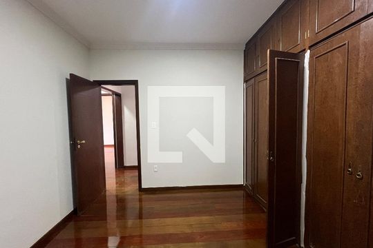 Quarto Suíte de casa à venda com 3 quartos, 85m² em Itapoã, Belo Horizonte