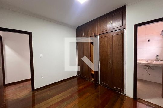 Quarto Suíte de casa à venda com 3 quartos, 85m² em Itapoã, Belo Horizonte