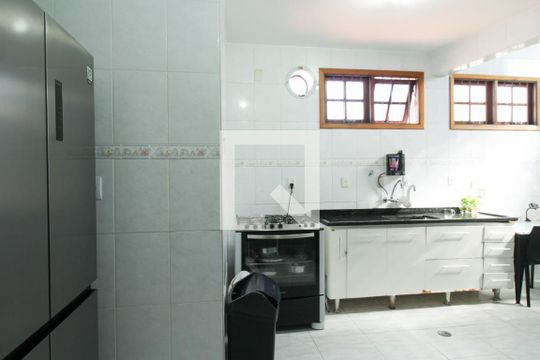 Cozinha de casa à venda com 3 quartos, 255m² em Vila Iorio, São Paulo