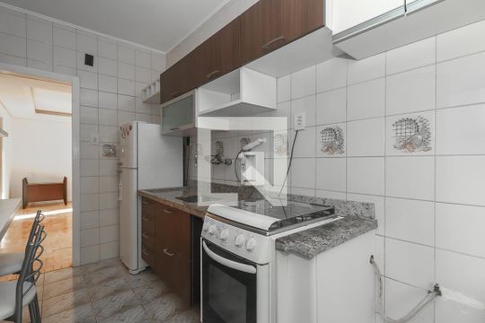 Cozinha de apartamento à venda com 3 quartos, 67m² em Petrópolis, Porto Alegre