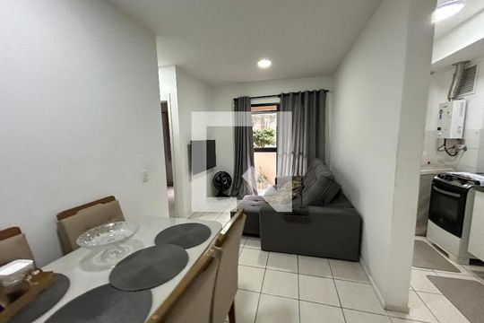 Sala de apartamento à venda com 2 quartos, 57m² em Del Castilho, Rio de Janeiro