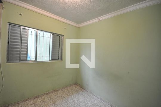 Quarto 1 de casa à venda com 2 quartos, 220m² em Parque Casa de Pedra, São Paulo