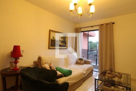 sala de casa à venda com 3 quartos, 120m² em Vila Nhocuné, São Paulo