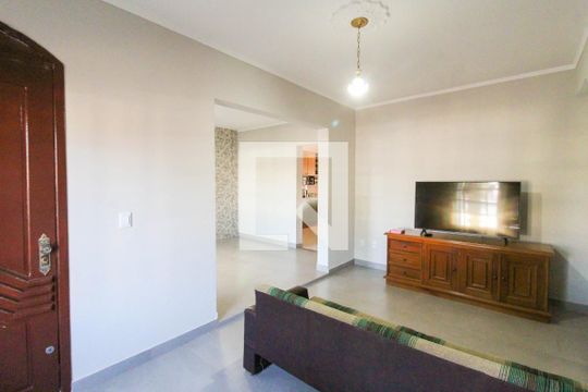 Sala 1 de casa para alugar com 3 quartos, 193m² em Mathias Velho, Canoas