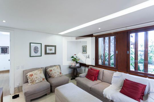 Sala 2 de casa à venda com 4 quartos, 1832m² em Bandeirantes (pampulha), Belo Horizonte