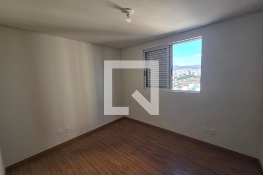 Apartamento à venda com 3 quartos, 134m² em Colégio Batista, Belo Horizonte