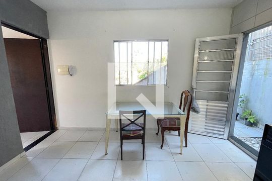Sala/Cozinha de casa para alugar com 1 quarto, 50m² em Instituto de Previdencia, São Paulo