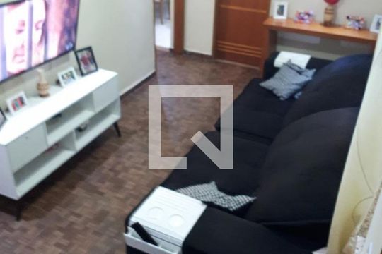 Sala de casa para alugar com 3 quartos, 370m² em Engenheiro Leal, Rio de Janeiro