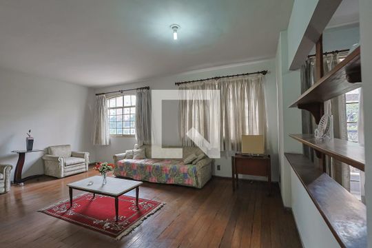 Apartamento à venda com 3 quartos, 150m² em Santo Antônio, Belo Horizonte