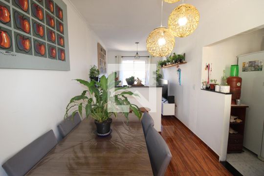 Sala / Cozinha de apartamento à venda com 2 quartos, 54m² em Conjunto Residencial José Bonifácio, São Paulo