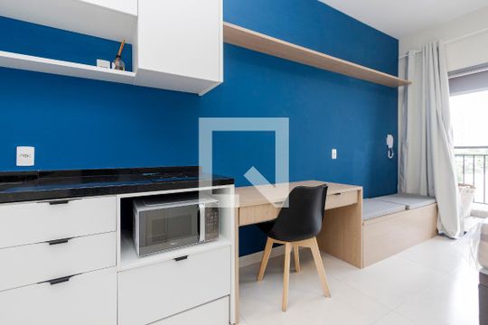 Studio de kitnet/studio para alugar com 1 quarto, 27m² em Santo Amaro, São Paulo