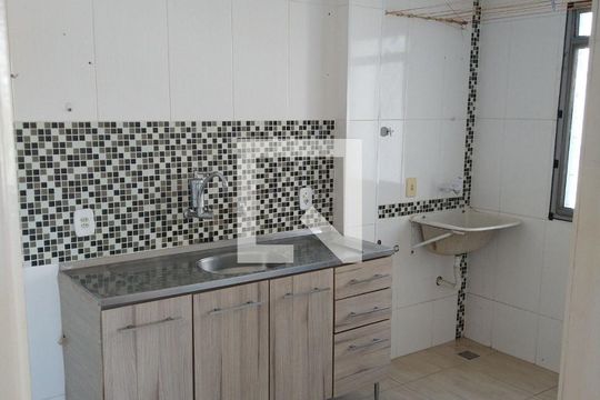 Cozinha de apartamento à venda com 2 quartos, 50m² em Parque Valenca I, Campinas
