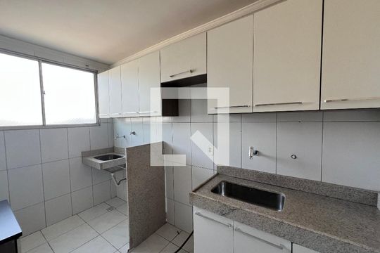 Cozinha de apartamento à venda com 2 quartos, 52m² em Castelo, Belo Horizonte
