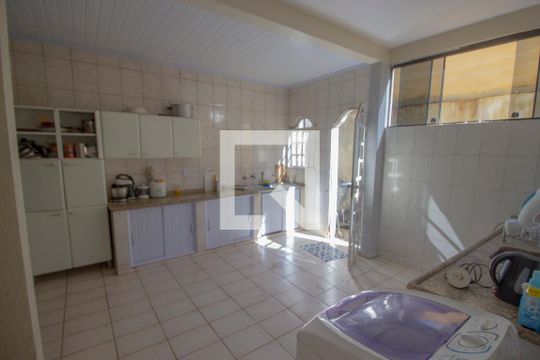 Casa para alugar com 1 quarto, 70m² em Setor E Sul, Brasília