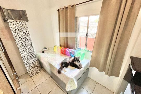 Quarto 1 de casa à venda com 2 quartos, 70m² em Jardim das Laranjeiras, São Paulo