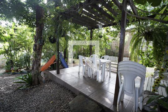Casa à venda com 3 quartos, 150m² em Setor Perim, Goiânia