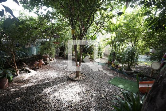 Casa à venda com 3 quartos, 150m² em Setor Perim, Goiânia