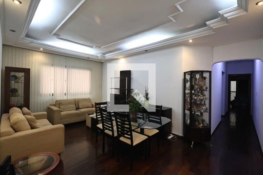 Apartamento à venda com 3 quartos, 107m² em Vila Bastos, Santo André