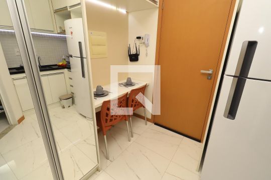 Kitnet/Studio para alugar com 1 quarto, 14m² em Costa Azul, Salvador