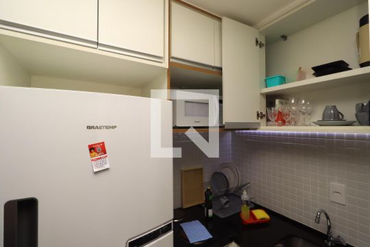 Kitnet/Studio para alugar com 1 quarto, 14m² em Costa Azul, Salvador