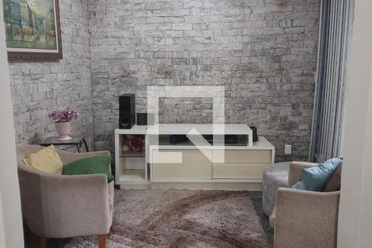 Sala de casa para alugar com 3 quartos, 200m² em Jardim Alvorada, Nova Iguaçu