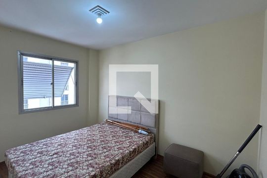 Quarto 2 de apartamento para alugar com 2 quartos, 50m² em Cidade Ademar, São Paulo