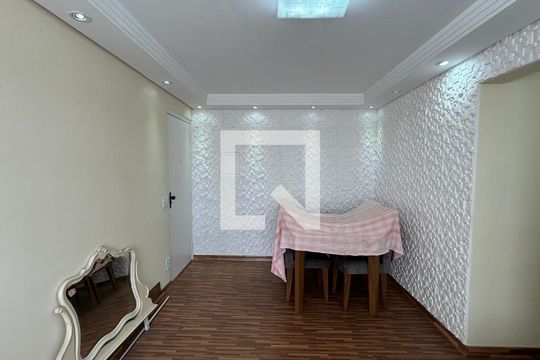 Sala de apartamento para alugar com 2 quartos, 50m² em Cidade Ademar, São Paulo