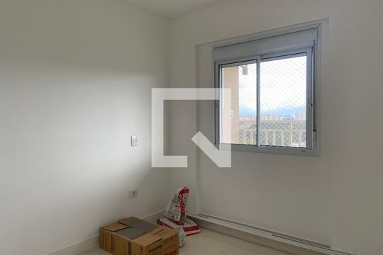 Quarto 1 de apartamento para alugar com 2 quartos, 42m² em I.a.p.i., Osasco