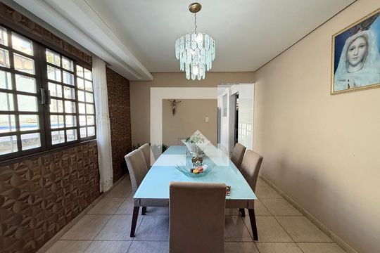 Sala de casa à venda com 5 quartos, 639m² em Alto Caiçaras, Belo Horizonte