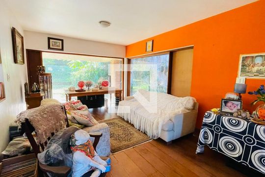Sala de casa de condomínio para alugar com 5 quartos, 750m² em Granja Viana Ii, Cotia