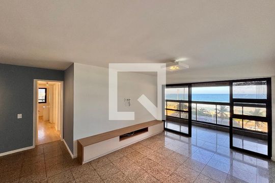 Sala de apartamento para alugar com 4 quartos, 172m² em Barra da Tijuca, Rio de Janeiro