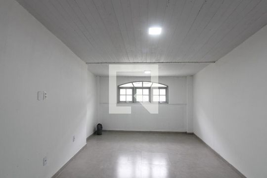 Sala de apartamento para alugar com 3 quartos, 85m² em Gamboa, Cabo Frio