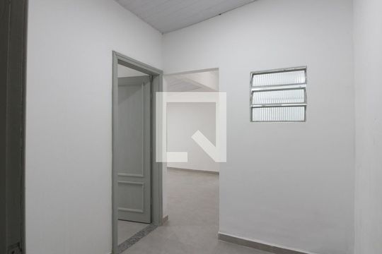 Sala de apartamento para alugar com 3 quartos, 85m² em Gamboa, Cabo Frio