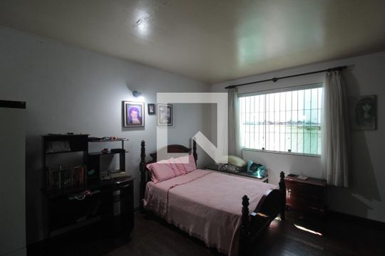 Suite de casa à venda com 3 quartos, 300m² em São José, Belo Horizonte