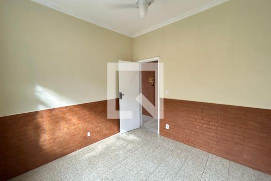 Quarto 1 de casa para alugar com 2 quartos, 85m² em Piedade, Rio de Janeiro