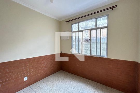 Quarto 1 de casa para alugar com 2 quartos, 85m² em Piedade, Rio de Janeiro