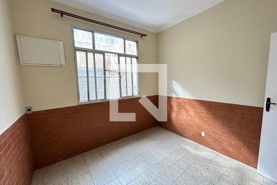 Quarto 1 de casa para alugar com 2 quartos, 85m² em Piedade, Rio de Janeiro