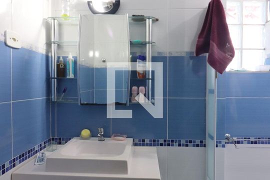Quarto 1 - Suíte Banheiro  de casa à venda com 2 quartos, 147m² em Jardim Copacabana, São Bernardo do Campo