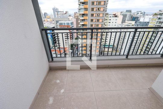 Varanda de kitnet/studio para alugar com 1 quarto, 30m² em Vila Mariana, São Paulo