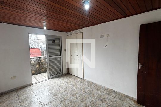 Quarto 1 de casa para alugar com 2 quartos, 125m² em Vila Sao Pedro, Santo André