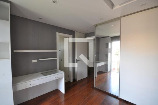 Suíte 1 de casa de condomínio à venda com 3 quartos, 240m² em Tucuruvi, São Paulo