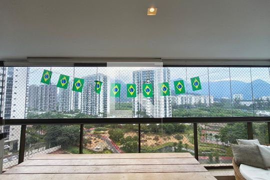 Apartamento para alugar com 4 quartos, 160m² em Barra da Tijuca, Rio de Janeiro