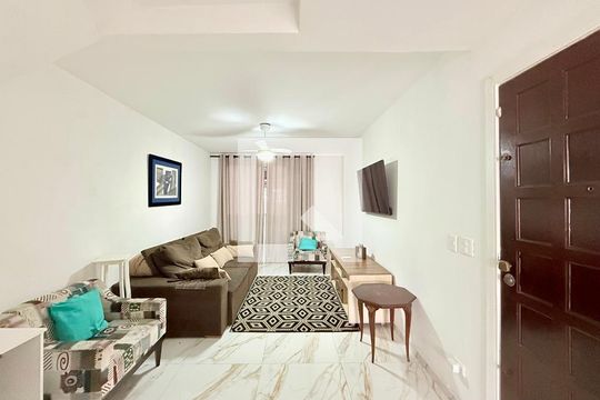 Sala de casa para alugar com 4 quartos, 160m² em Chácara Santo Antônio (zona Sul), São Paulo